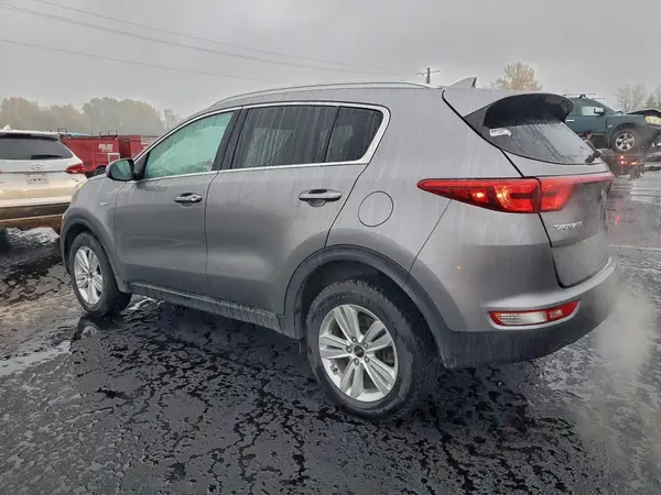 KNDPMCAC6H7136181 2017 KIA SPORTAGE - Image 2