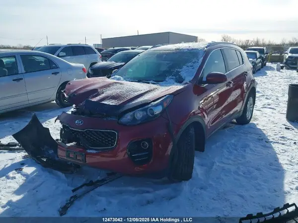KNDPMCAC6H7147004 2017 KIA SPORTAGE - Image 2