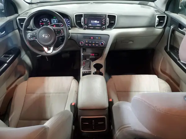 KNDPMCAC6H7167866 2017 KIA SPORTAGE - Image 8