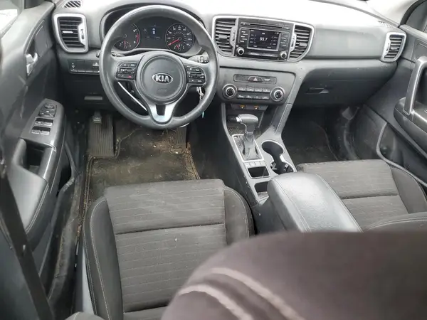KNDPMCAC6H7183873 2017 KIA SPORTAGE - Image 8