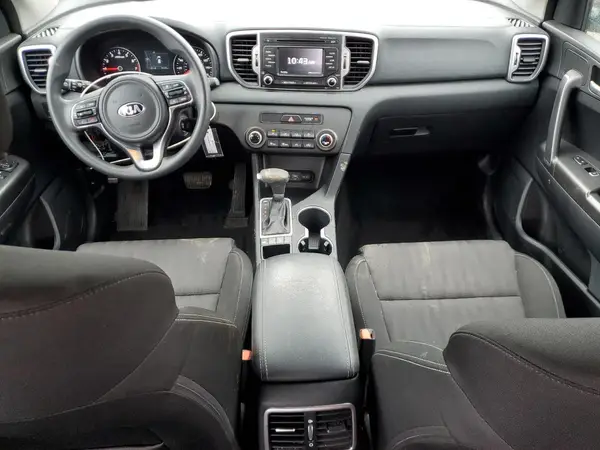 KNDPMCAC6H7204690 2017 KIA SPORTAGE - Image 8
