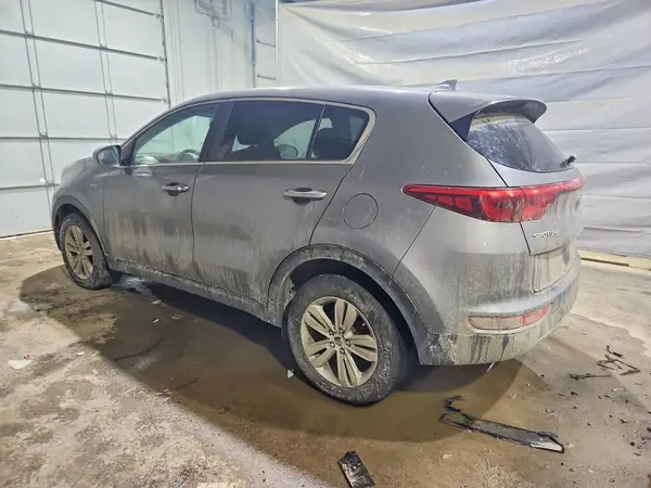 KNDPMCAC6H7218511 2017 KIA SPORTAGE - Image 2