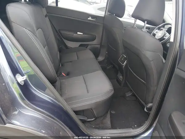 KNDPMCAC6H7219688 2017 KIA SPORTAGE - Image 8