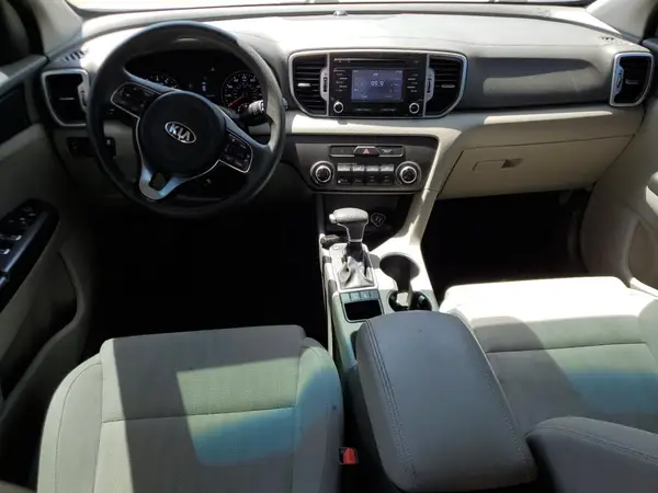 KNDPMCAC6H7220162 2017 KIA SPORTAGE - Image 8