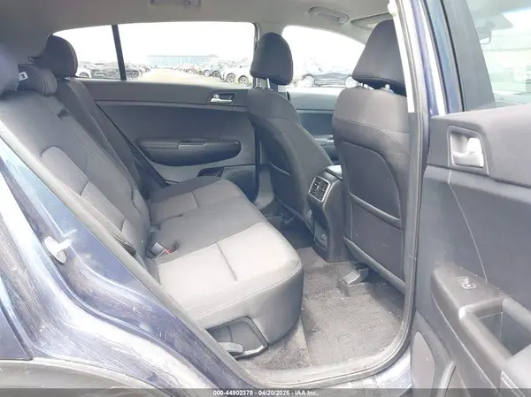 KNDPMCAC6H7220436 2017 KIA SPORTAGE - Image 8