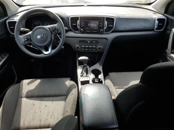 KNDPMCAC6H7224597 2017 KIA SPORTAGE - Image 8