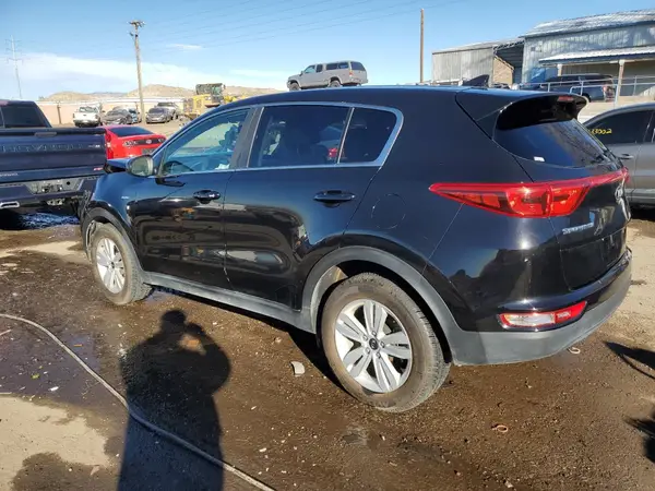 KNDPMCAC6H7229038 2017 KIA SPORTAGE - Image 2