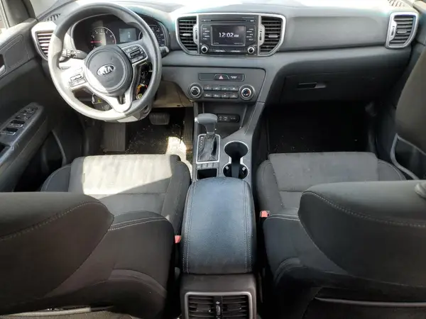 KNDPMCAC6H7242758 2017 KIA SPORTAGE - Image 8