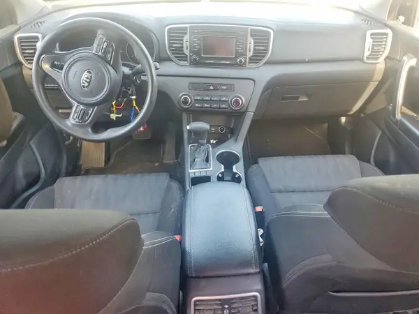 KNDPMCAC6H7243473 2017 KIA SPORTAGE - Image 8