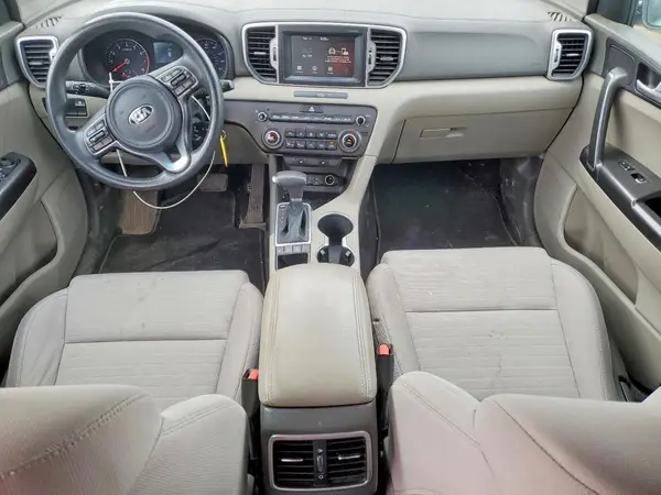 KNDPMCAC6H7249208 2017 KIA SPORTAGE - Image 8