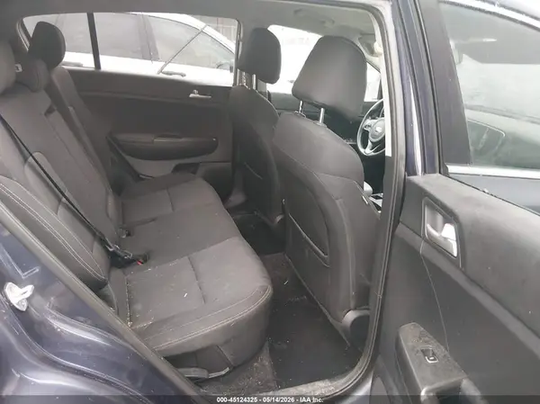 KNDPMCAC6H7258216 2017 KIA SPORTAGE - Image 8