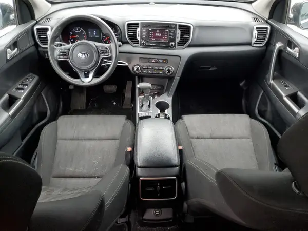 KNDPMCAC6H7277820 2017 KIA SPORTAGE - Image 8