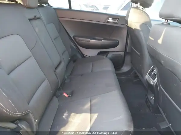 KNDPMCAC6H7278322 2017 KIA SPORTAGE - Image 8