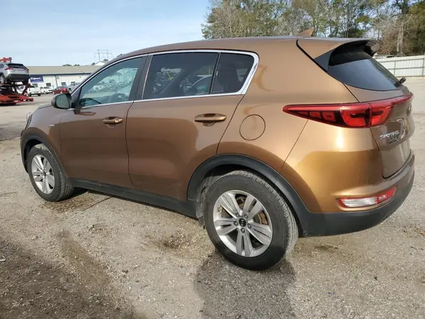 KNDPMCAC6H7284458 2017 KIA SPORTAGE - Image 2