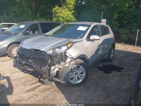 KNDPMCAC6H7289370 2017 KIA SPORTAGE - Image 2