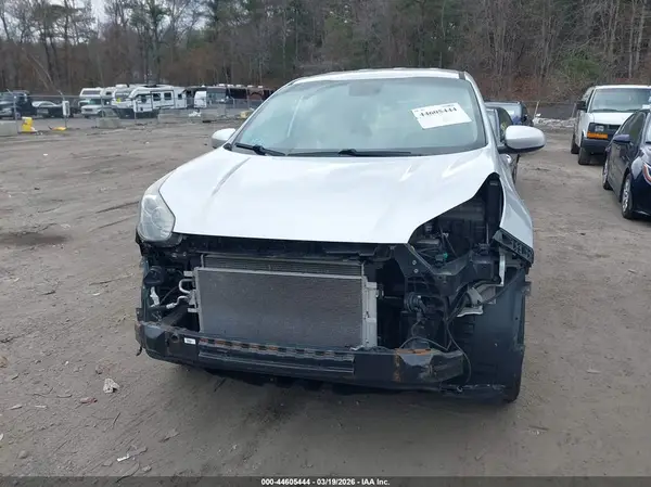 KNDPMCAC6H7294343 2017 KIA SPORTAGE - Image 2