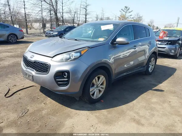 KNDPMCAC6H7295928 2017 KIA SPORTAGE - Image 2