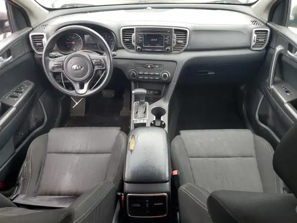 KNDPMCAC6H7296481 2017 KIA SPORTAGE - Image 8