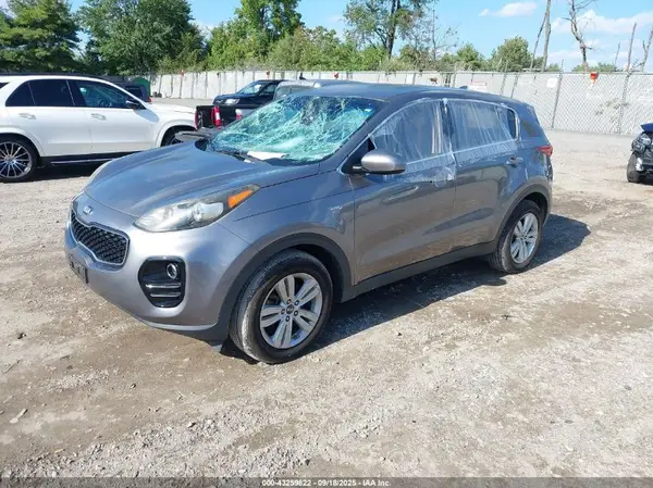 KNDPMCAC6H7298196 2017 KIA SPORTAGE - Image 2