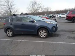 KNDPMCAC6J7301068 2018 KIA SPORTAGE