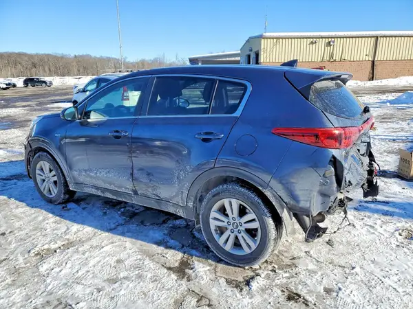 KNDPMCAC6J7306710 2018 KIA SPORTAGE - Image 2