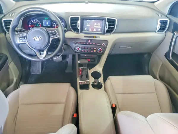 KNDPMCAC6J7310014 2018 KIA SPORTAGE - Image 8