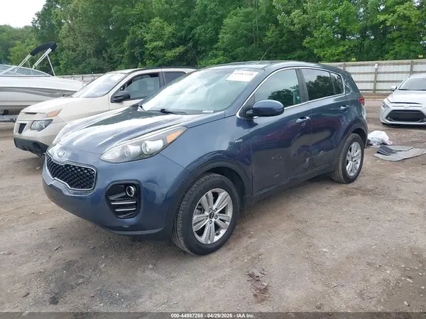 KNDPMCAC6J7335933 2018 KIA SPORTAGE - Image 2