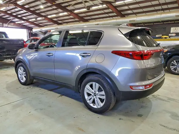 KNDPMCAC6J7352148 2018 KIA SPORTAGE - Image 2