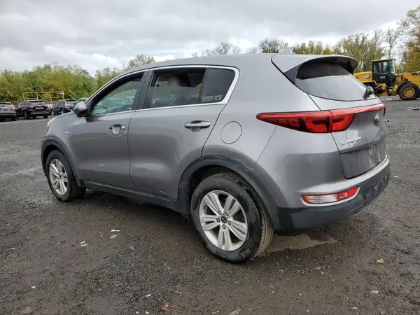 KNDPMCAC6J7359505 2018 KIA SPORTAGE - Image 2