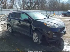 KNDPMCAC6J7389751 2018 KIA SPORTAGE