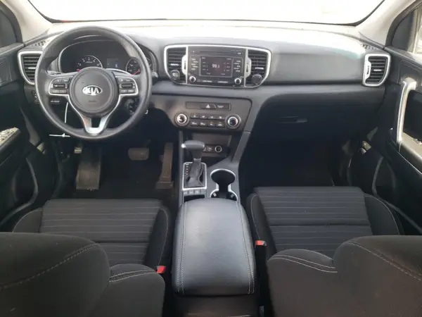 KNDPMCAC6J7397848 2018 KIA SPORTAGE - Image 8