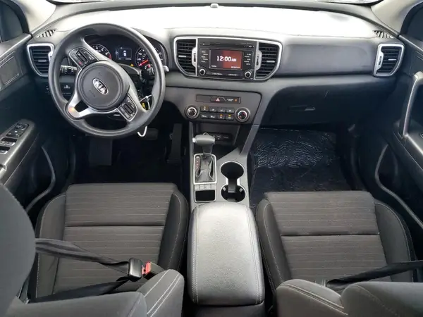 KNDPMCAC6J7400778 2018 KIA SPORTAGE - Image 8