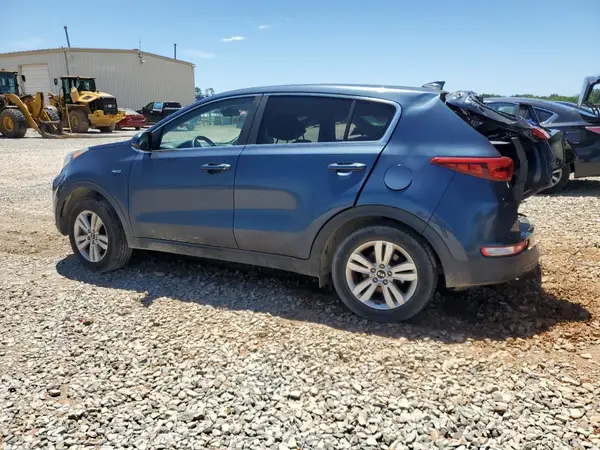 KNDPMCAC6J7415636 2018 KIA SPORTAGE - Image 2