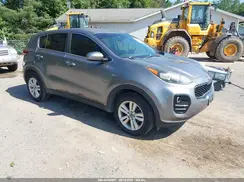 KNDPMCAC6J7421307 2018 KIA SPORTAGE