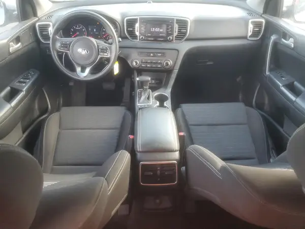 KNDPMCAC6J7424448 2018 KIA SPORTAGE - Image 8