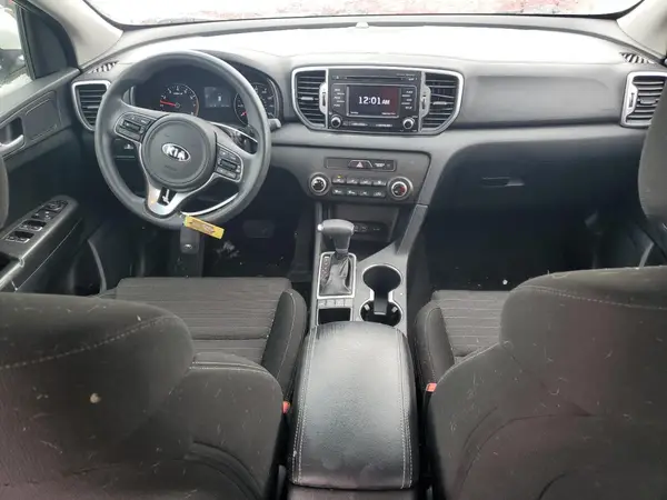 KNDPMCAC6J7426989 2018 KIA SPORTAGE - Image 8