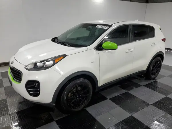 KNDPMCAC6J7430573 2018 KIA SPORTAGE - Image 1