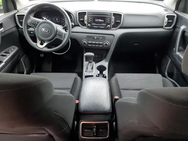 KNDPMCAC6J7430573 2018 KIA SPORTAGE - Image 8