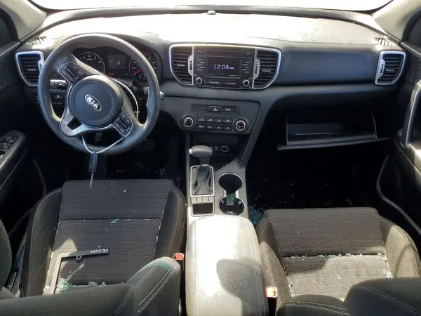 KNDPMCAC6J7437653 2018 KIA SPORTAGE - Image 8