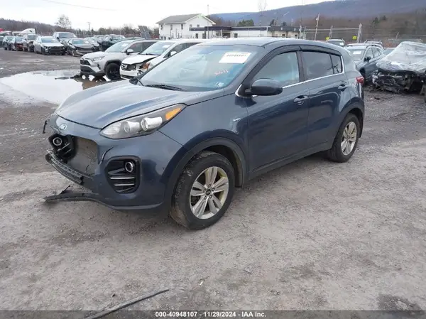 KNDPMCAC6J7438611 2018 KIA SPORTAGE - Image 2