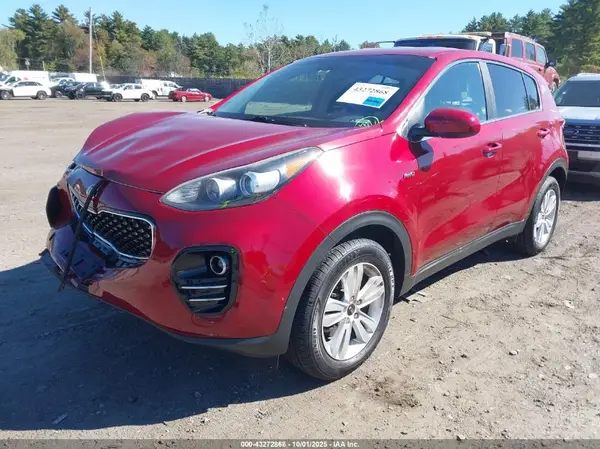 KNDPMCAC6J7447681 2018 KIA SPORTAGE - Image 2