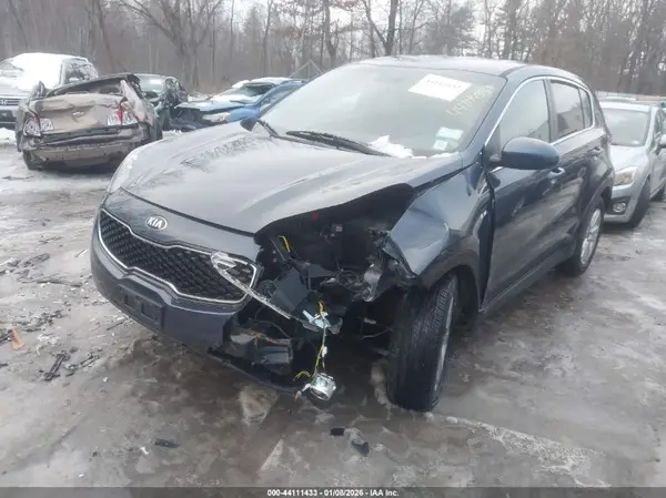 KNDPMCAC6J7448216 2018 KIA SPORTAGE - Image 2