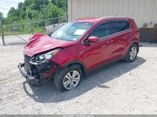 KNDPMCAC6J7450113 2018 KIA SPORTAGE - Image 2