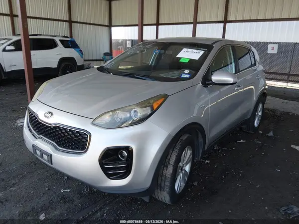 KNDPMCAC6J7450712 2018 KIA SPORTAGE - Image 2