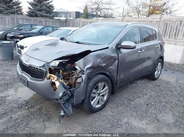 KNDPMCAC6J7451830 2018 KIA SPORTAGE - Image 2