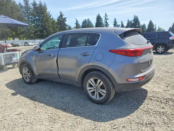 KNDPMCAC6J7461600 2018 KIA SPORTAGE - Image 2