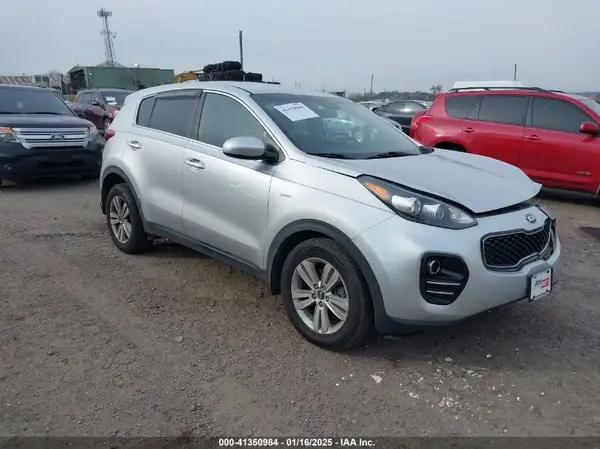 KNDPMCAC6J7485654 2018 KIA SPORTAGE - Image 1