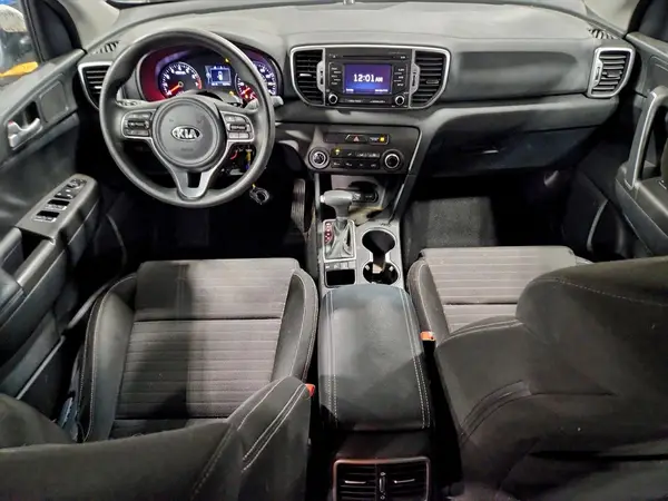 KNDPMCAC6J7489798 2018 KIA SPORTAGE - Image 8