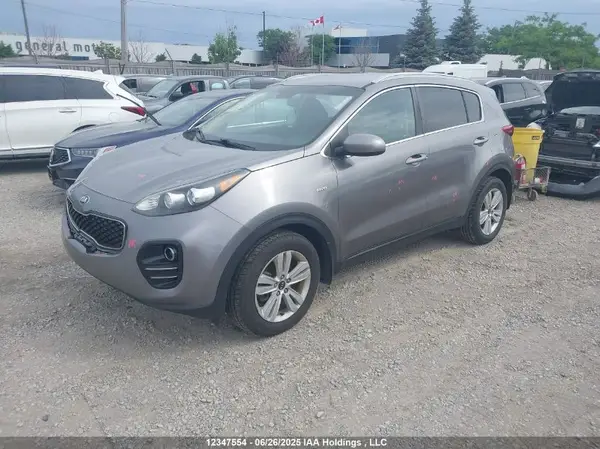 KNDPMCAC6K7495053 2019 KIA SPORTAGE - Image 2