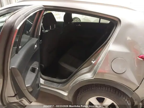 KNDPMCAC6K7497305 2019 KIA SPORTAGE - Image 8